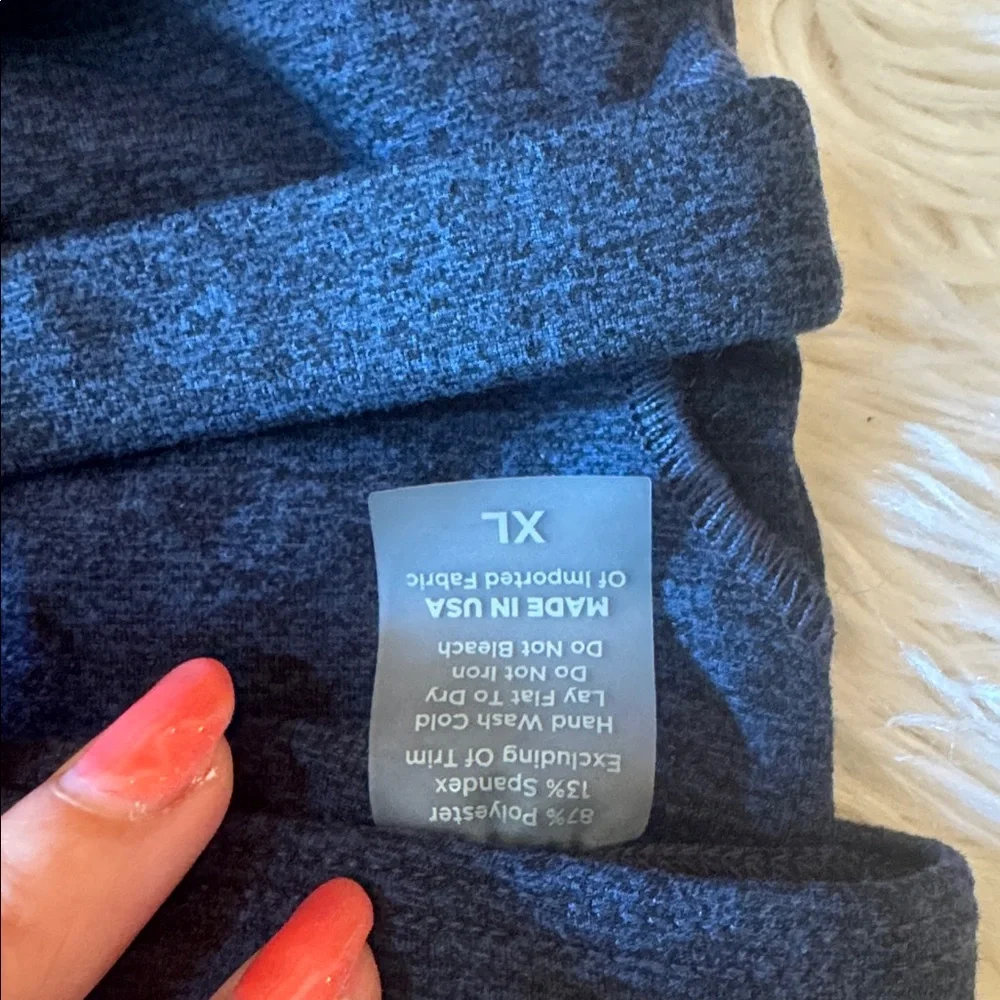 Bombshell Sportswear Navy Blue and Gold Top - Picture 5 of 7